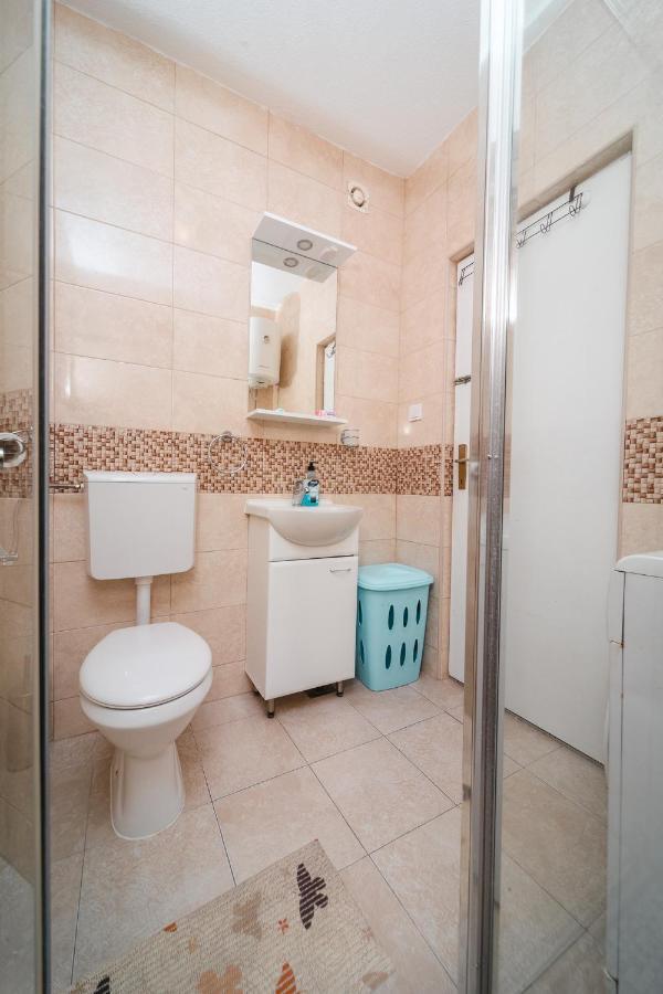 Apartment Matea Kotor Exterior photo